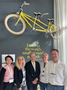 Bilde av de norske deltakerne på sommerskolen 2025